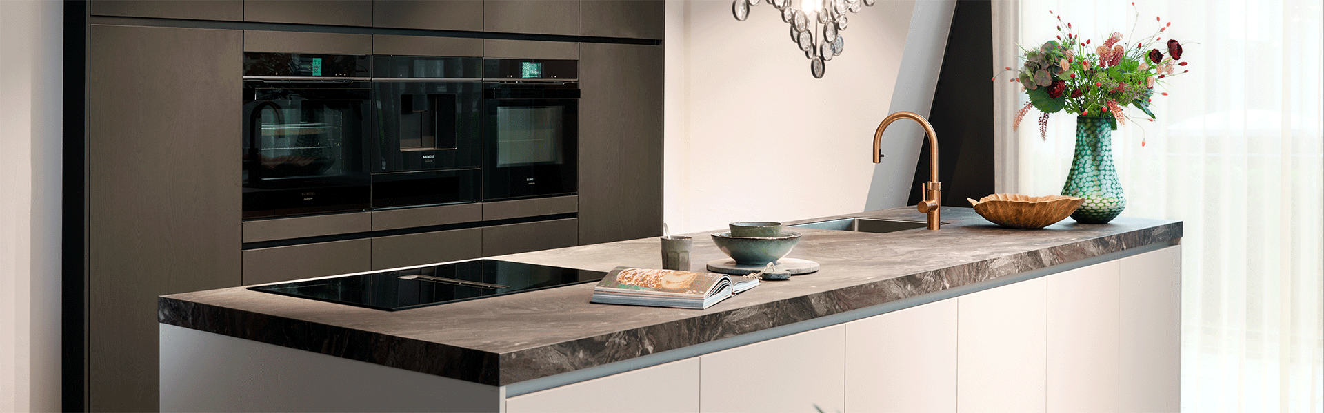 Blog | Tips voor de praktische indeling van jouw eiland keuken | Satink Keukens Tips voor de praktische indeling van jouw eiland keuken