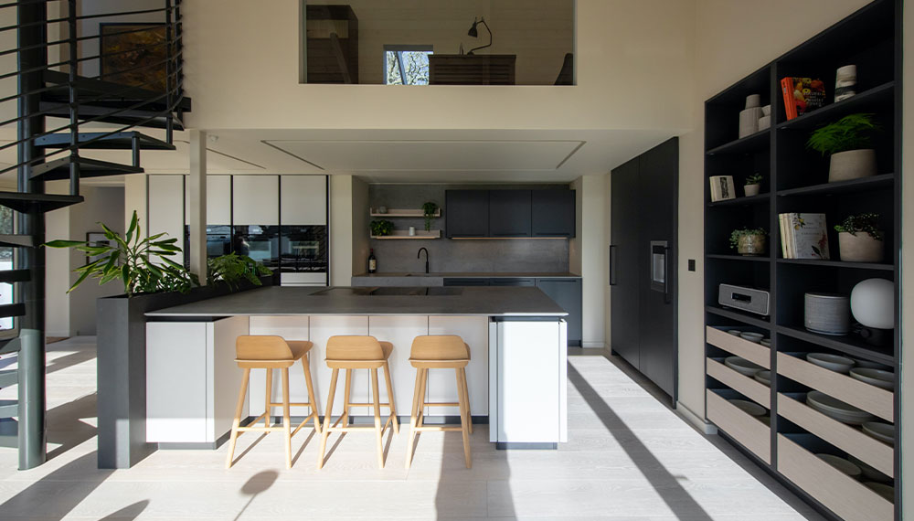 SieMatic URBAN keuken met keukenbar | Satink Keukens SieMatic URBAN keuken met bar | Satink Keukens