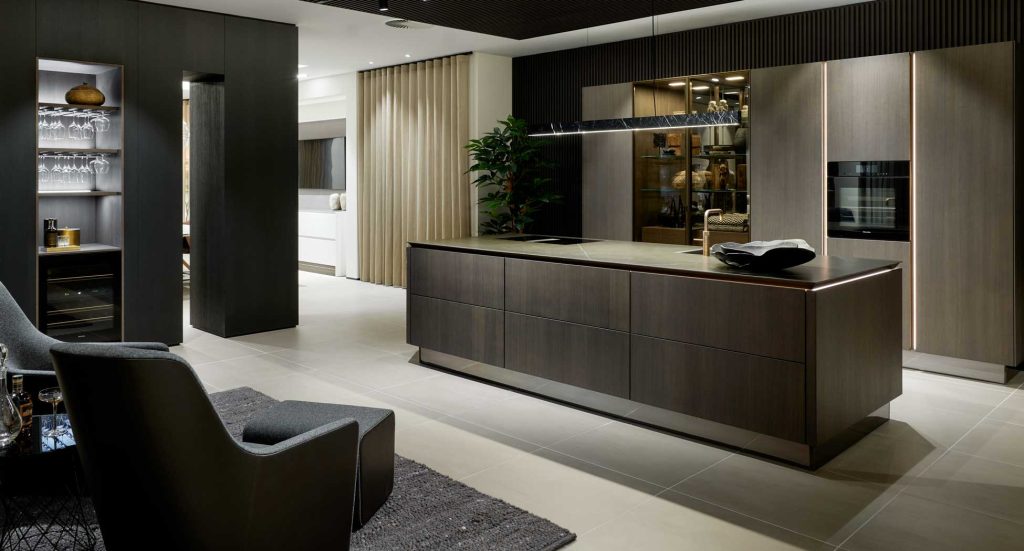 hotel-chique-siematic-slx-donkerbruine-eiland-keuken hotel-chique-siematic-slx-donkerbruine-eiland-keuken