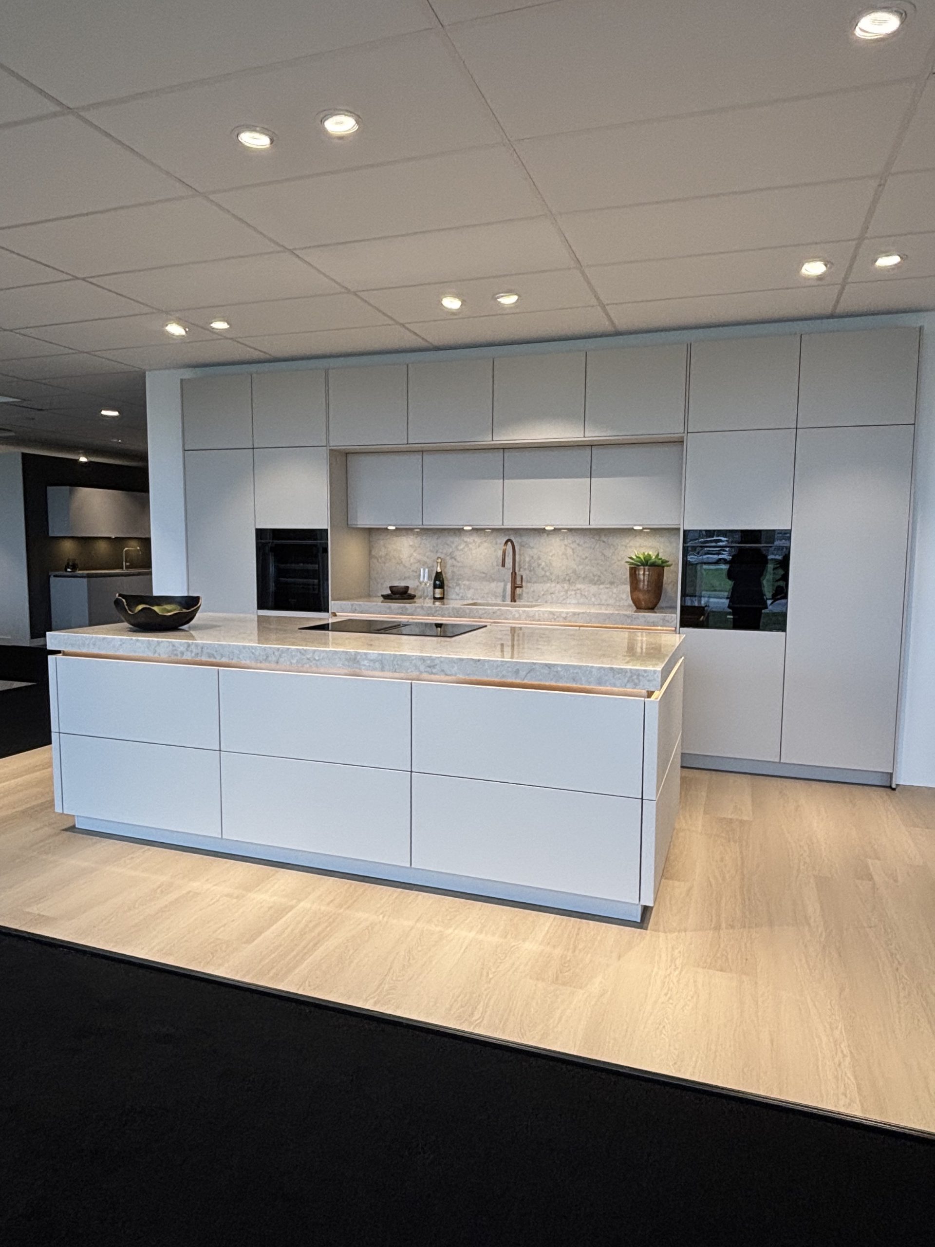 Systemat showroomkeuken | Satink Keukens Luxe showroomkeuken van Systemat