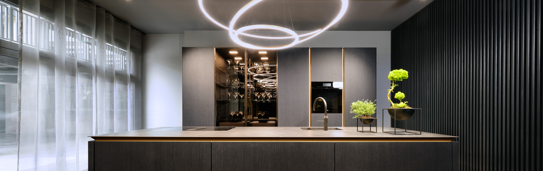 Keuken met luxe verlichting | Satink Keukens