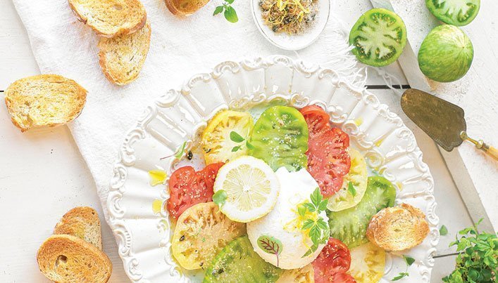 Recept tomatensalade met mozzarella | Satink Keukens Recept tomatensalade met mozzarella | Satink Keukens