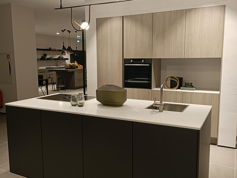 SieMatic Grafiet Houtdecor Keuken | Satink Keukens